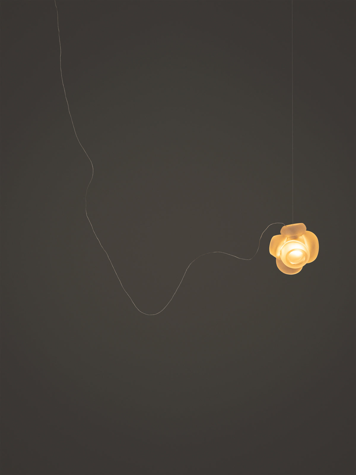 Bocci 100 Sculptural Cable Pendelleuchte – Ansicht 3