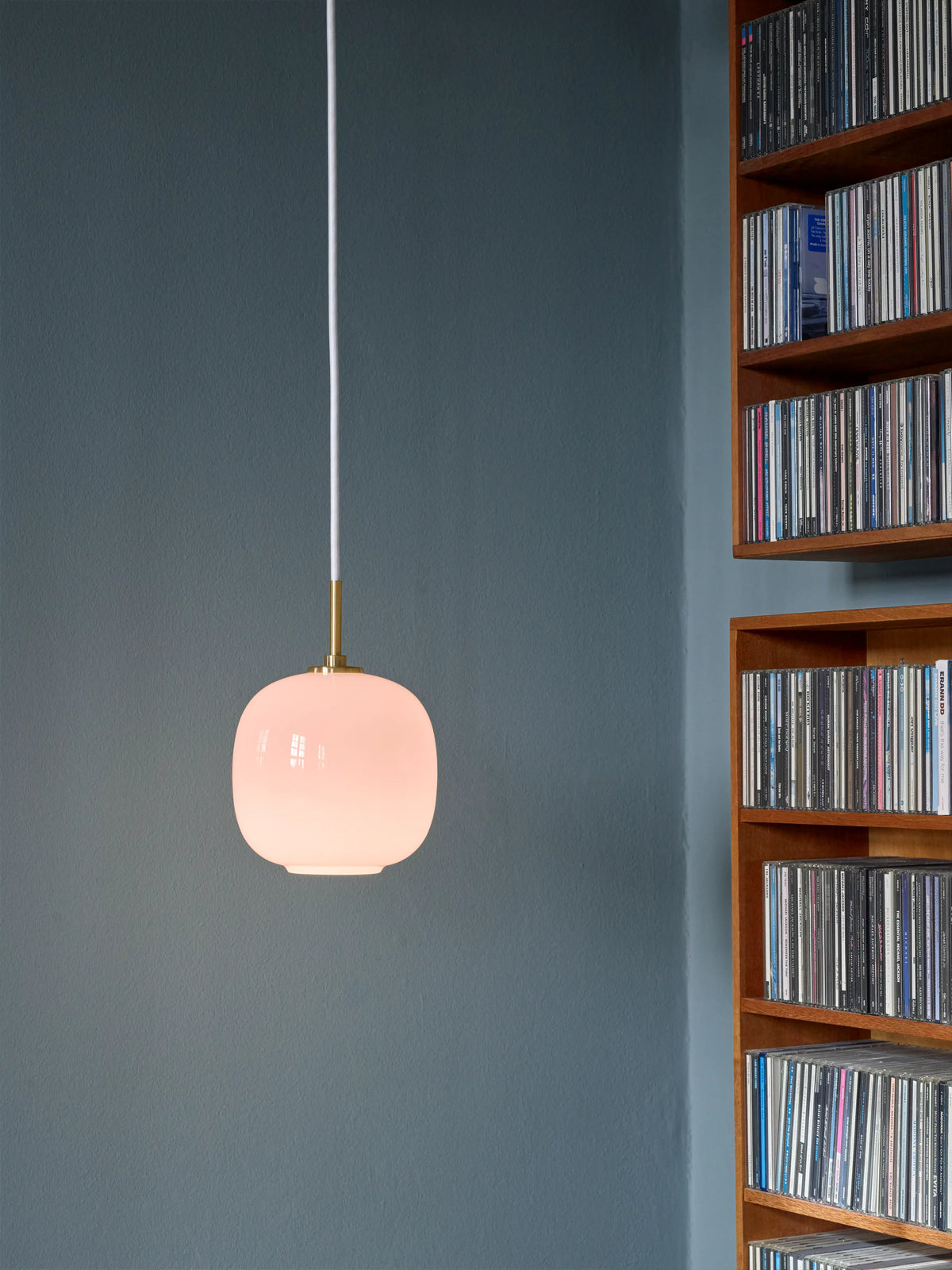 Louis Poulsen VL 45 Radiohus Pale Rose Pendelleuchte – Ansicht 7