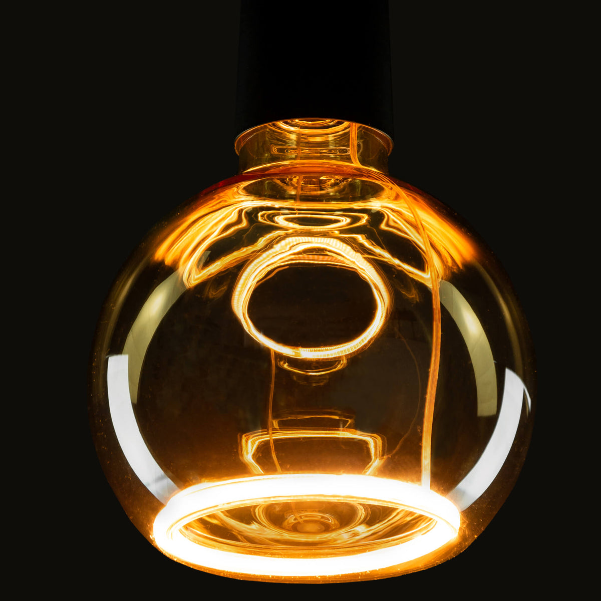 SEGULA LED Floating Globe 125 golden – E27, 4 W, 2.200 K, dimmbar – Produktansicht 2