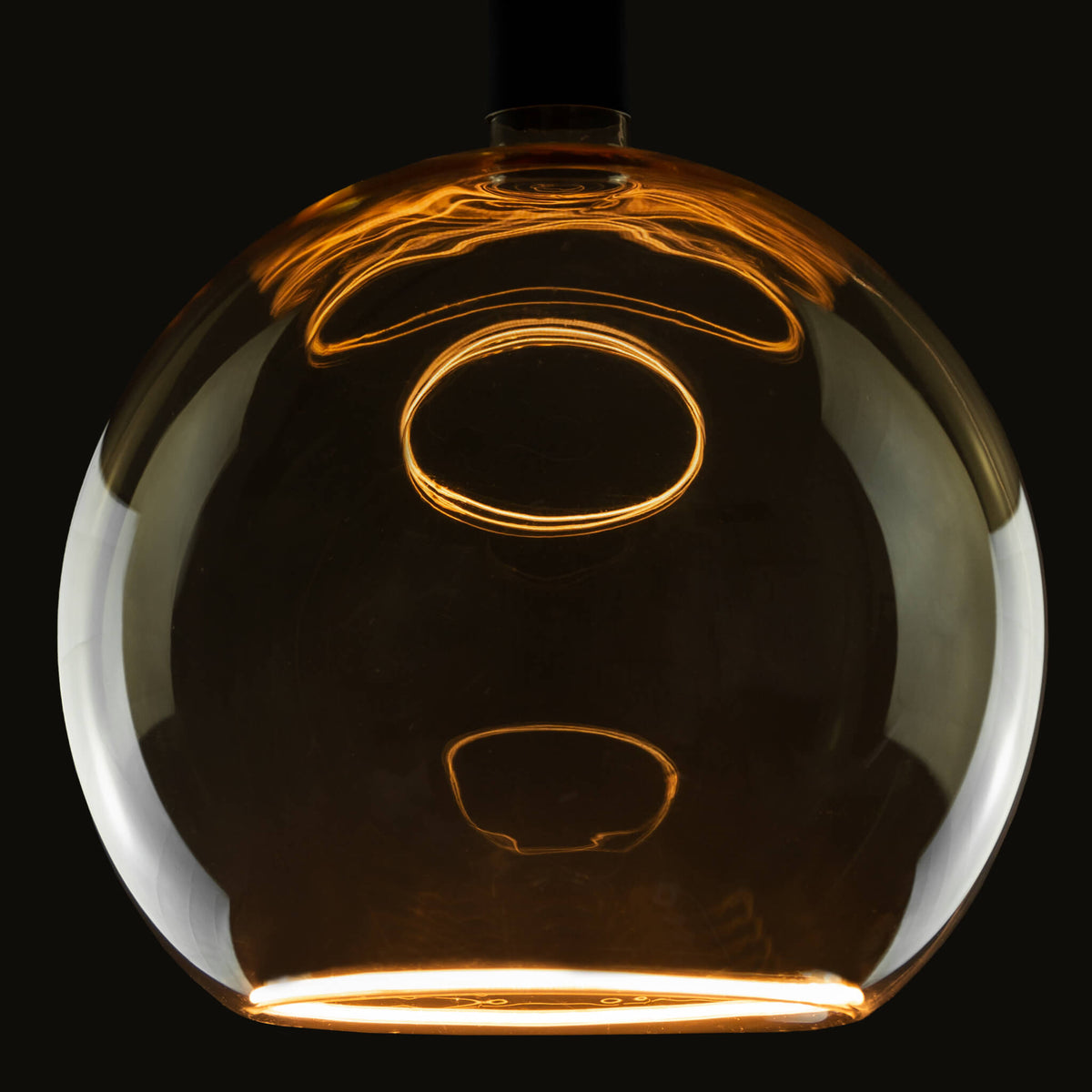 SEGULA LED Floating Globe 300 golden – E27, 5 W, 2.200 K, dimmbar – Produktansicht 1