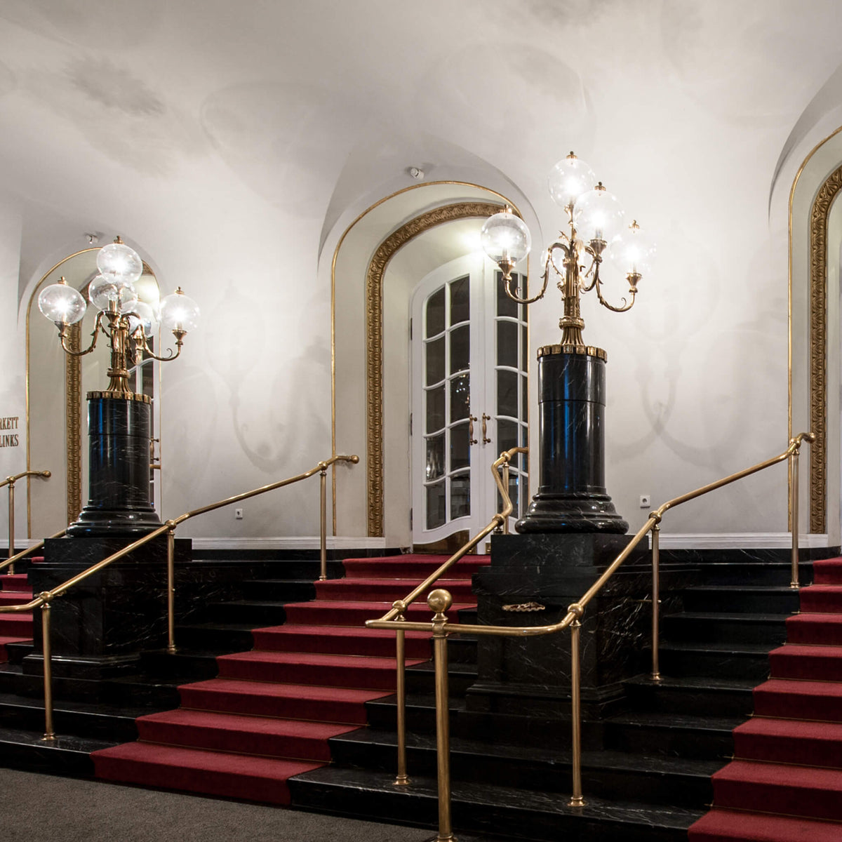 SEGULA LED Glühlampe klar – E27, 3 W, 2.700 K, dimmbar – Produktansicht 2