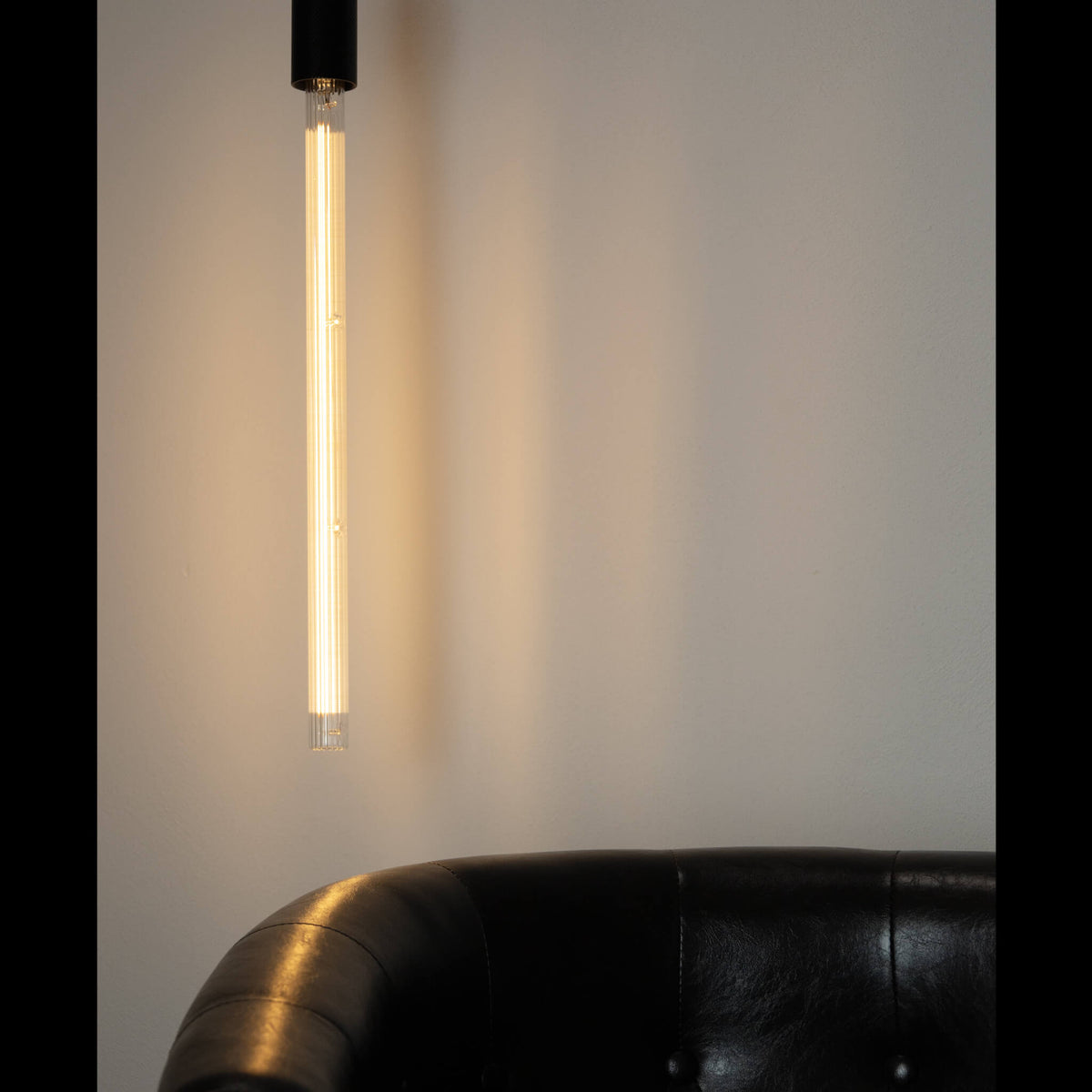 SEGULA LED Soft Tube T500 rippled klar – E27, 5 W, 2.200 K, dimmbar – Produktansicht 4