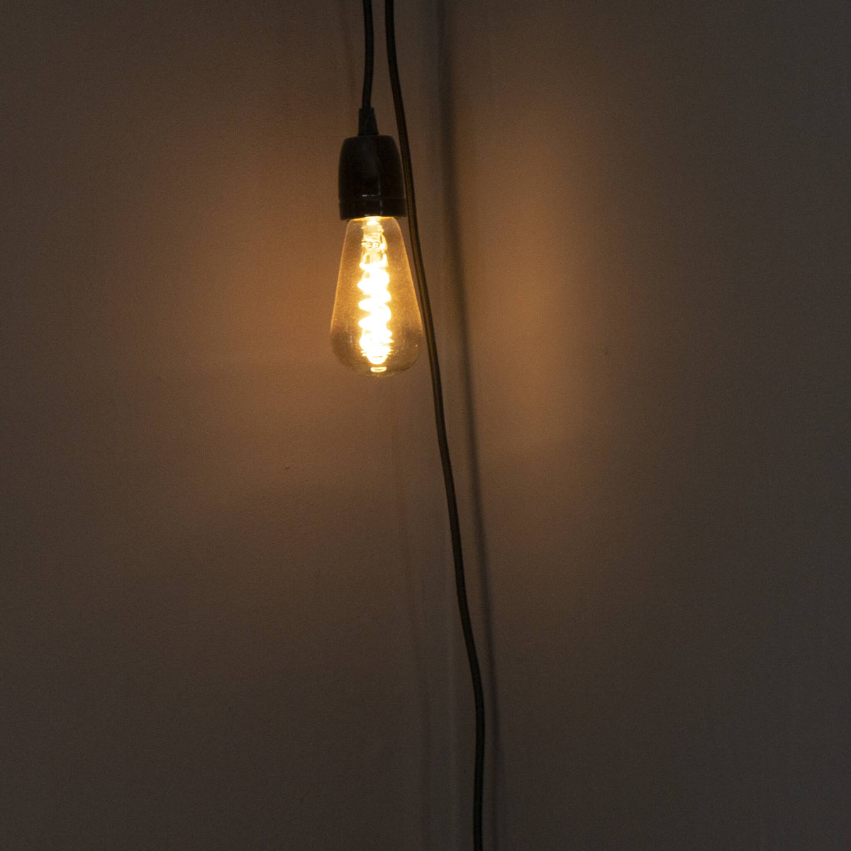 SEGULA LED Soft Rustika Curved klar – E27, 6 W, 1.900 K, dimmbar – Produktansicht 2