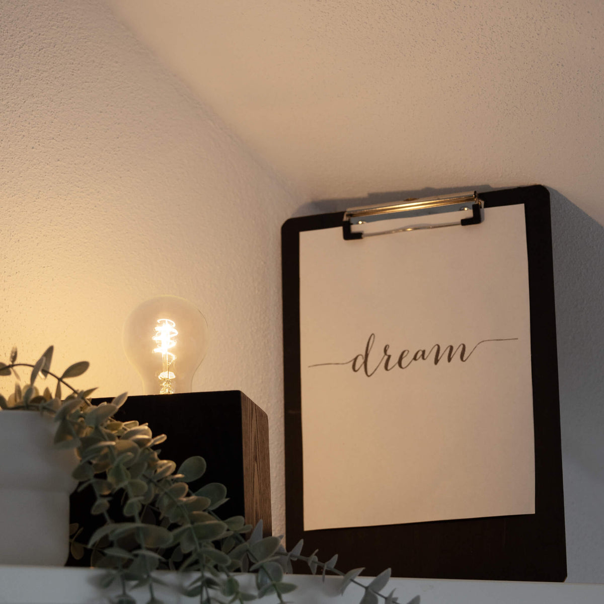 SEGULA LED Glühlampe Elegant klar – E27, 5 W, 2.700 K, dimmbar – Produktansicht 2