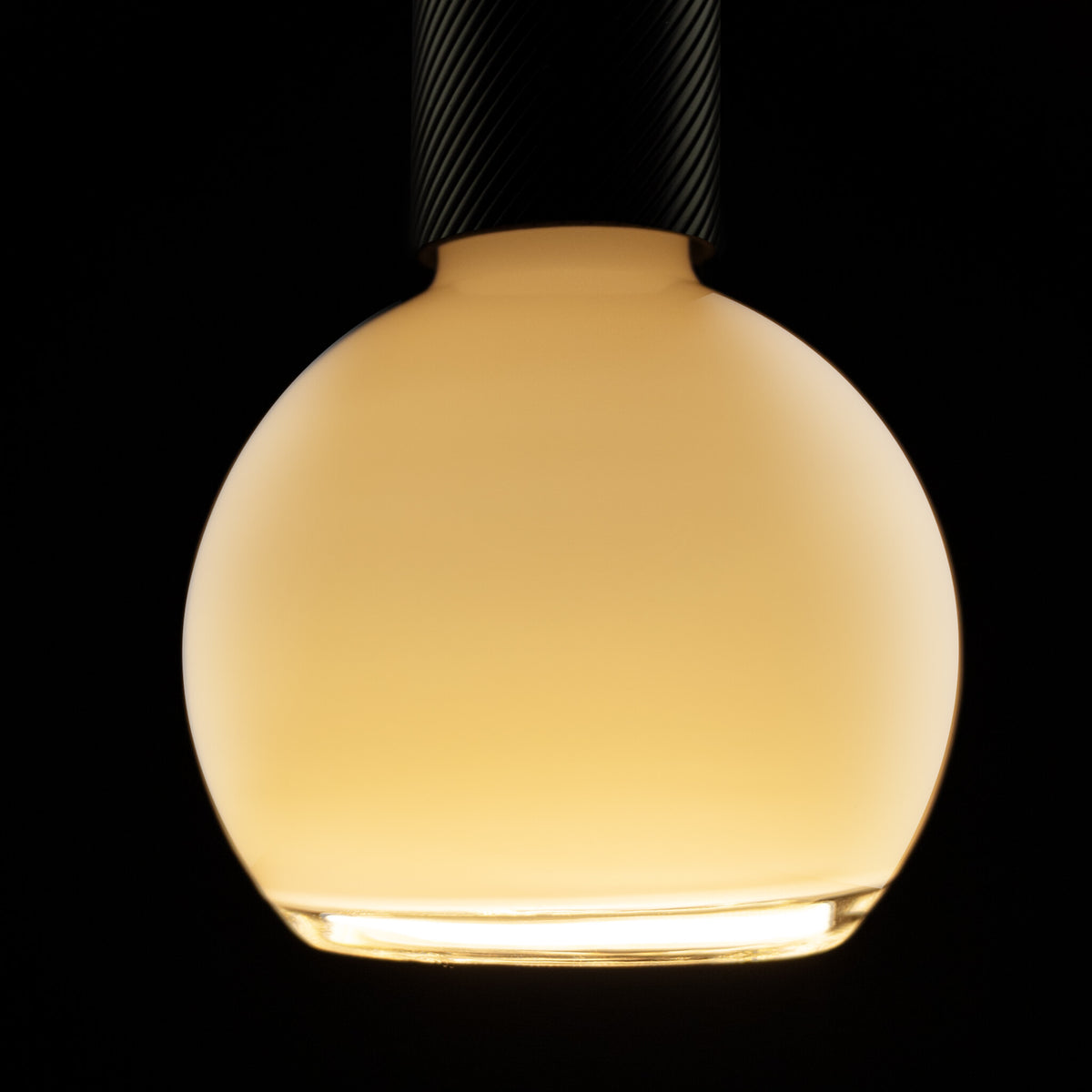 SEGULA LED Floating Billard Globe 125 weiß – E27, 5 W, 2.200 K, dimmbar – Produktansicht 1