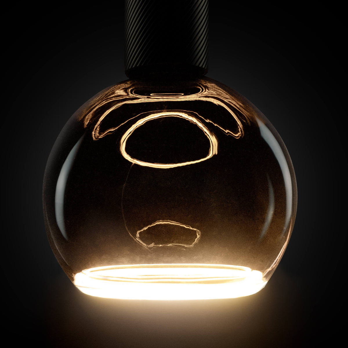 SEGULA LED Floating Billard Globe 150 schwarz – E27, 4 W, 2.200 K, dimmbar – Produktansicht 1