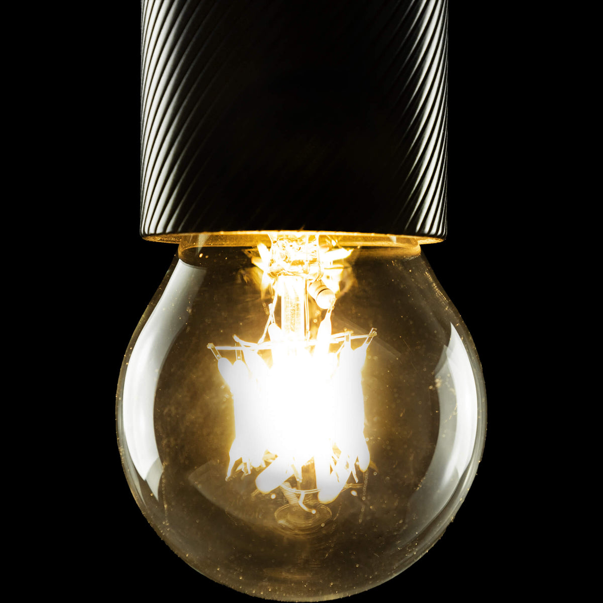 SEGULA LED Glühlampe 24V Ambient Dimming klar – E27, 6 W, 2.000 K–2.700 K, dimmbar – Produktansicht 1