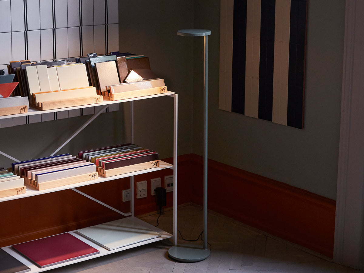 Flos Oblique Floor Stehleuchte – Ansicht 2
