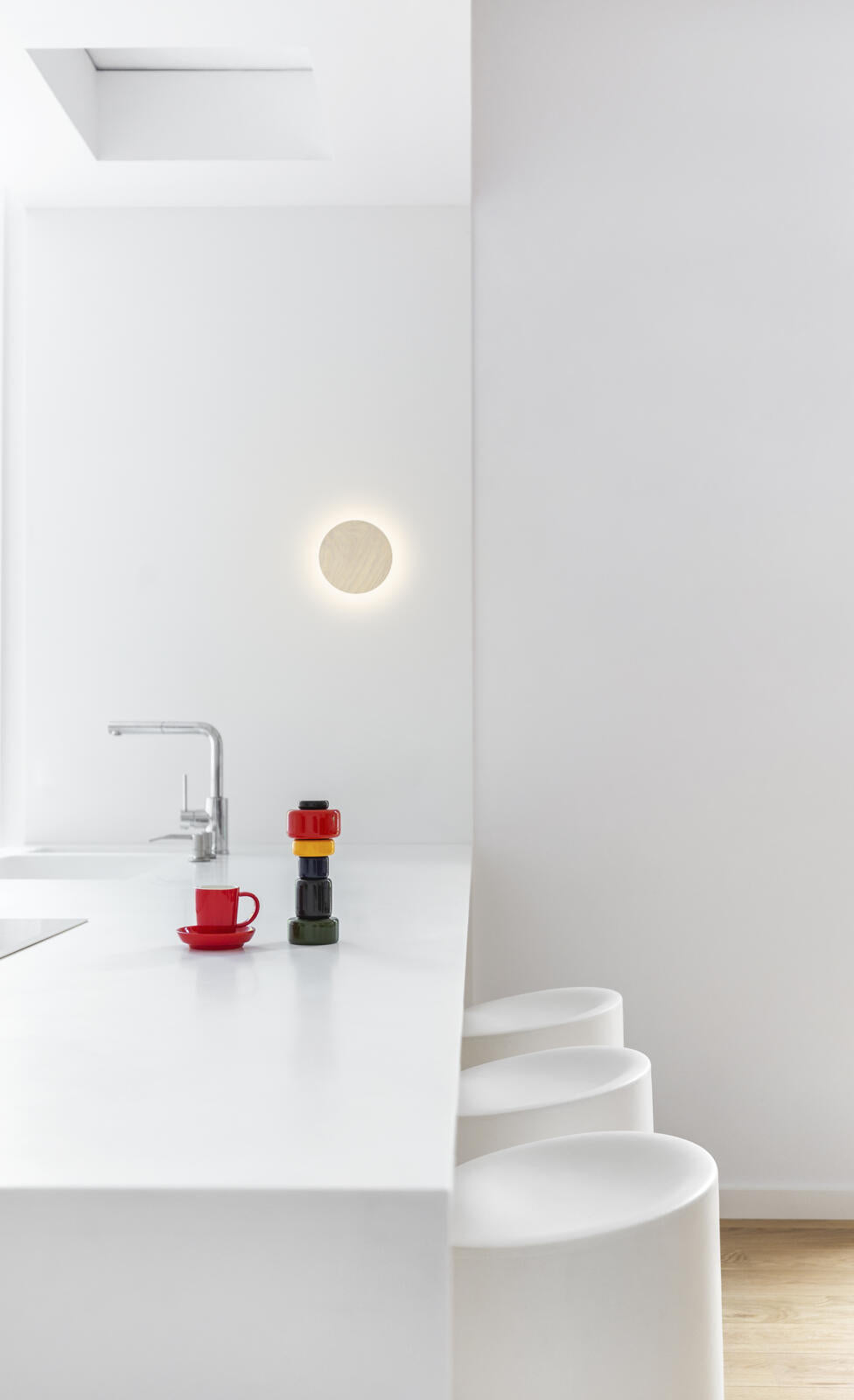 Dots 4675 Wandleuchte – packshot · Oberfläche 82