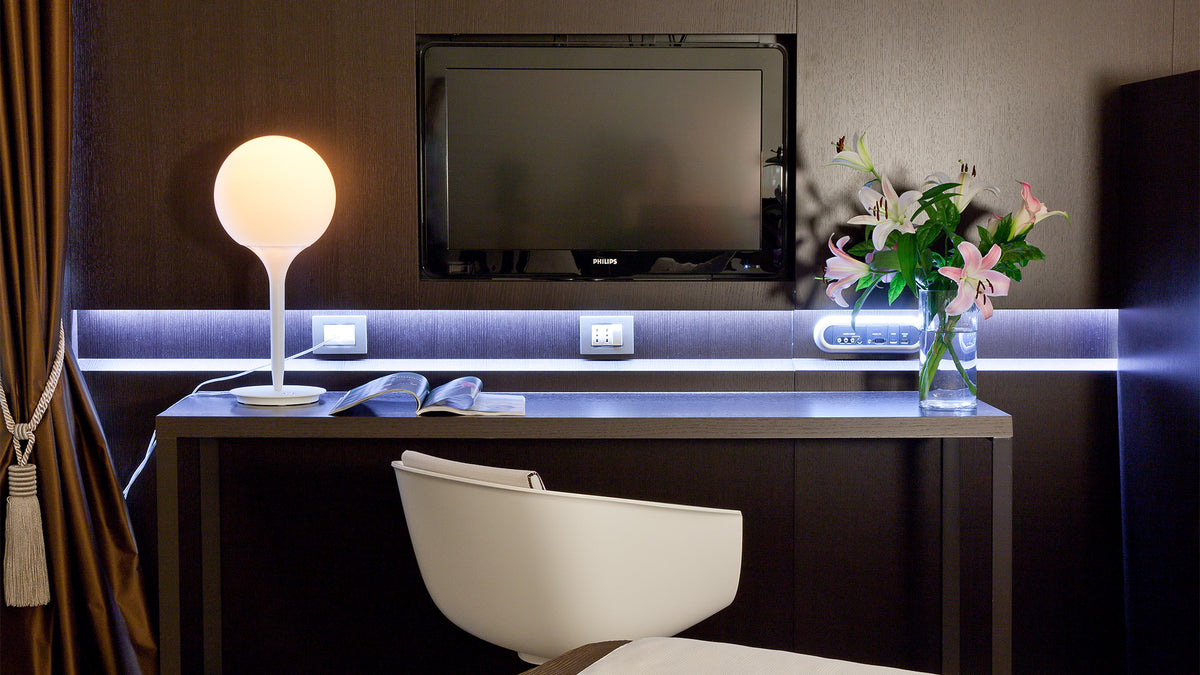Artemide Castore Tischleuchte – Ansicht 1