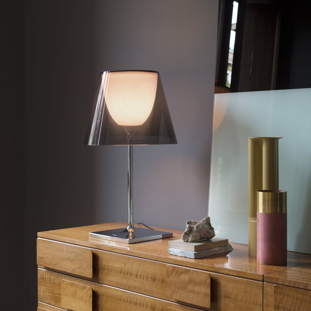 Flos KTribe Table 2 Tischleuchte – Ansicht 1
