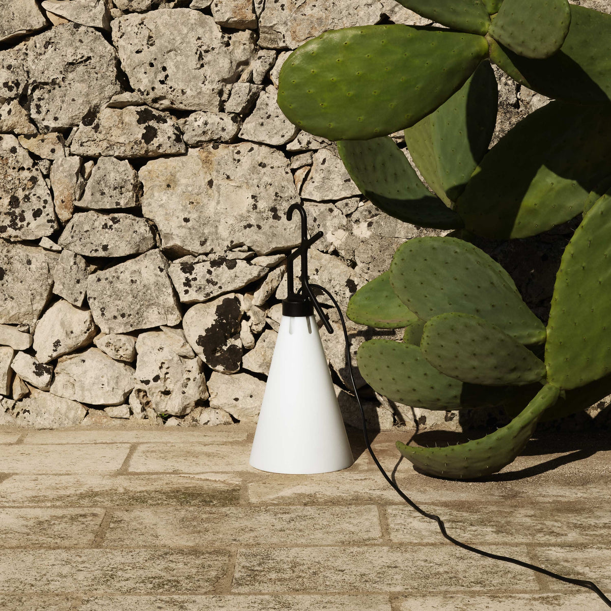 Flos Mayday Outdoor Outdoor-Pendelleuchte – Ansicht 1