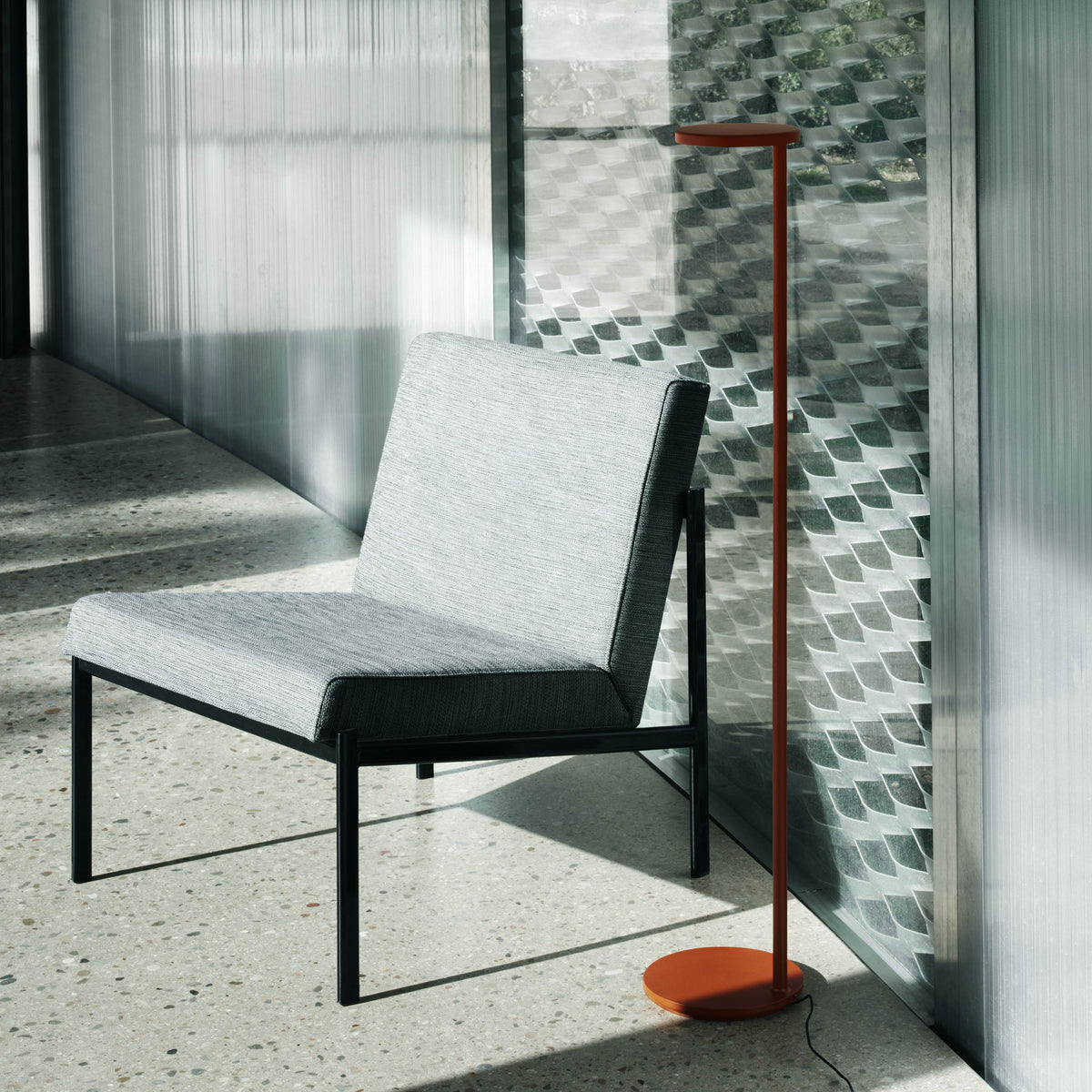 Flos Oblique Floor USB-C Stehleuchte – Ansicht 8