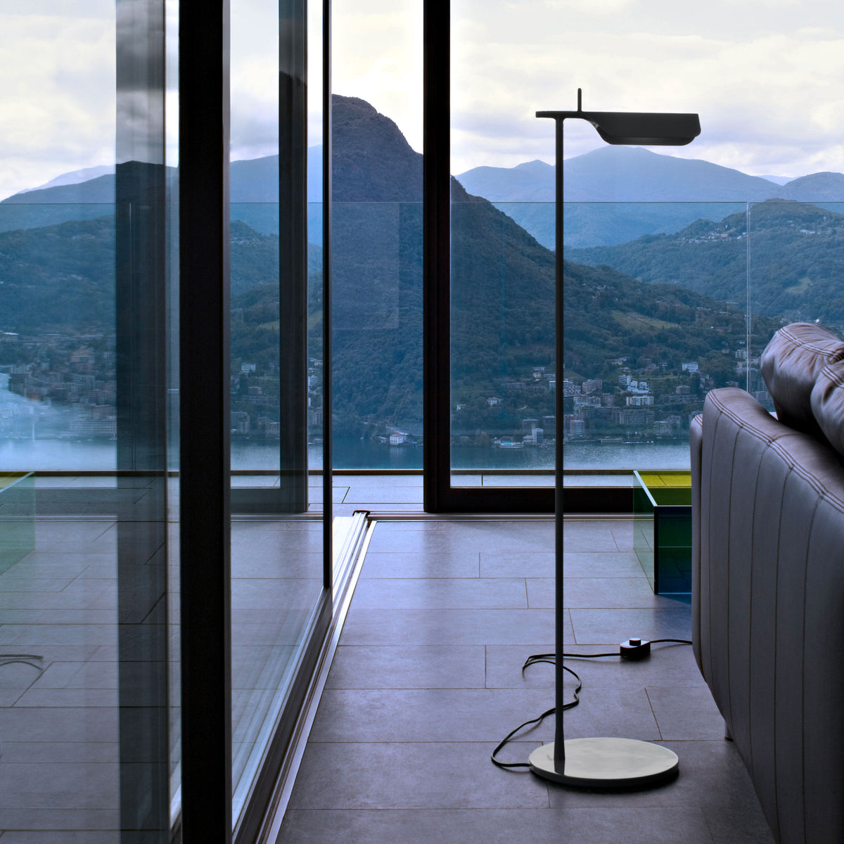 Flos Tab Floor Stehleuchte – Ansicht 1