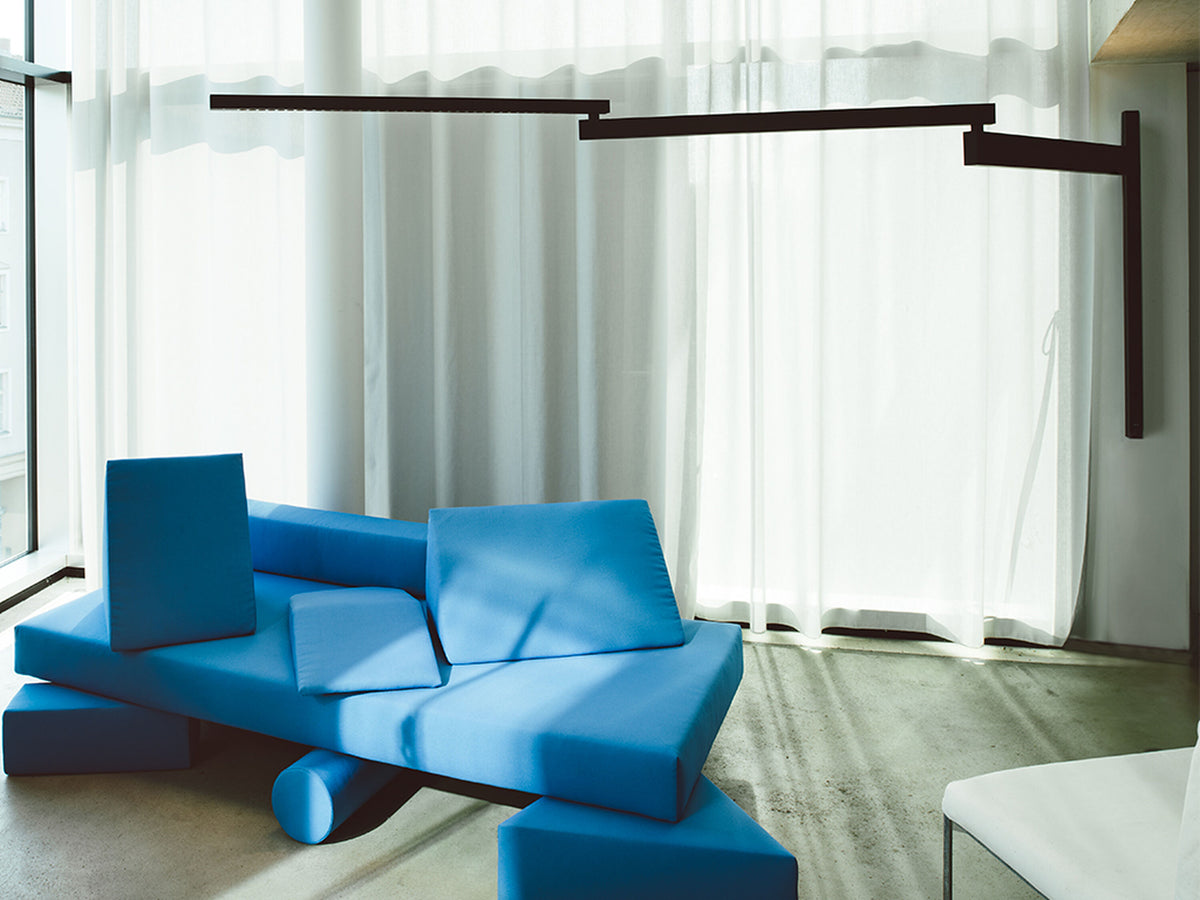 Flos Black Flag Wandleuchte