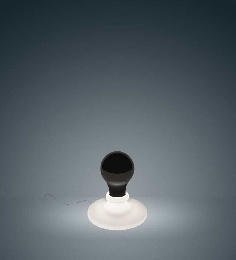 Foscarini Light Bulb Tischleuchte – Hauptbild