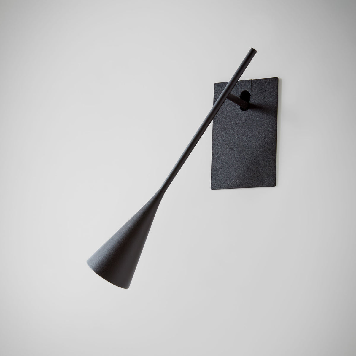 Bover Skybell Plus A/02 Wandleuchte – Ebenholzschwarz