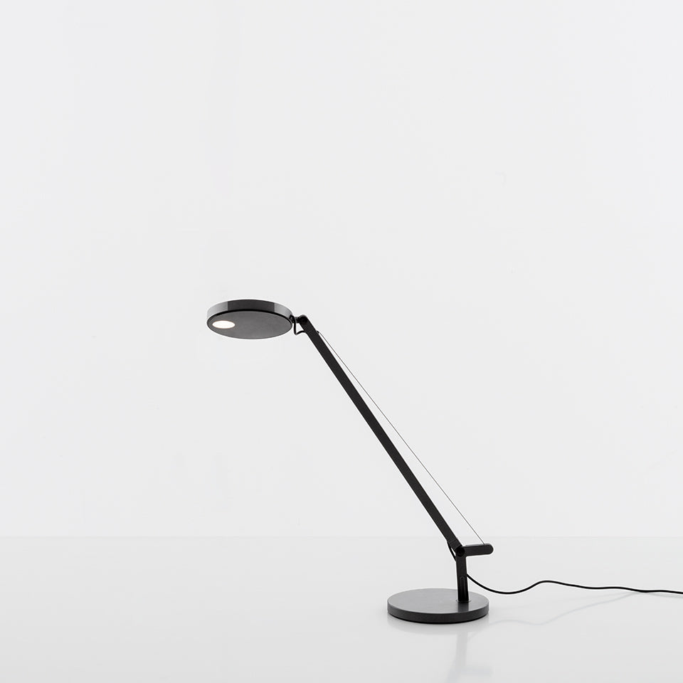 Artemide Demetra Micro Tischleuchte – Anthrazitgrau, 2700 K, Tischfuß