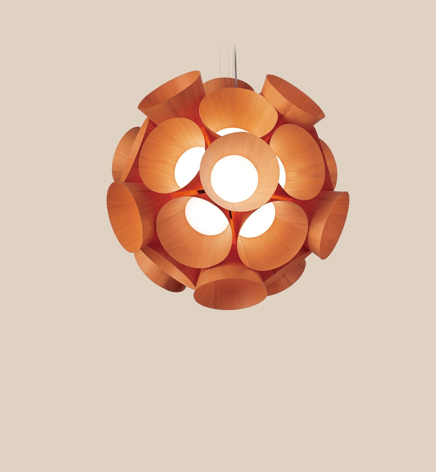 LZF Dandelion Pendelleuchte – Furnier Orange