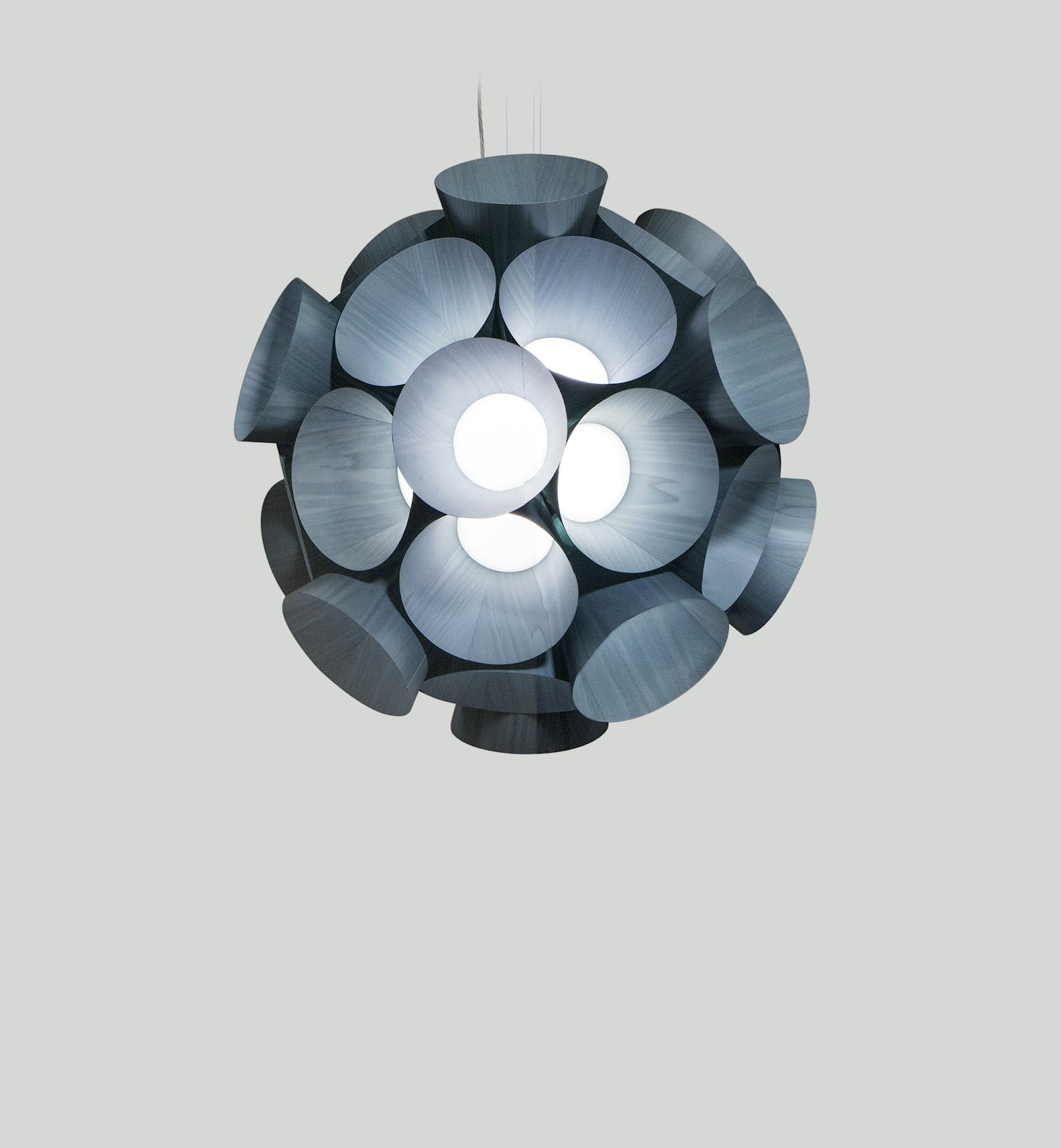 LZF Dandelion Pendelleuchte – Furnier Blau
