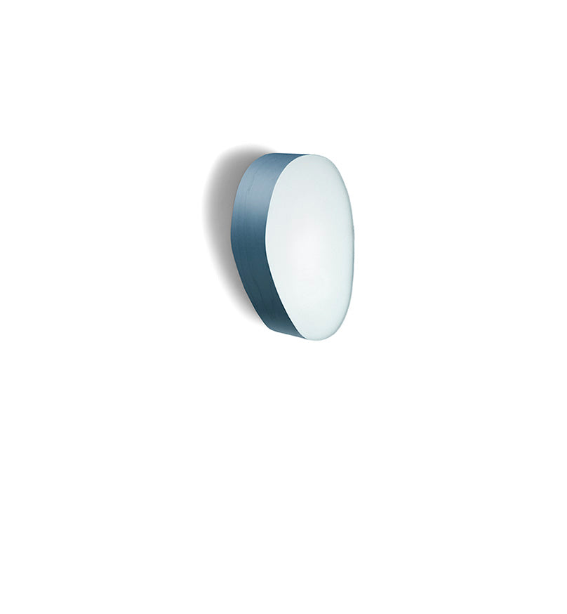 LZF Guijarro Wand- und Deckenleuchte – Furnier Blau