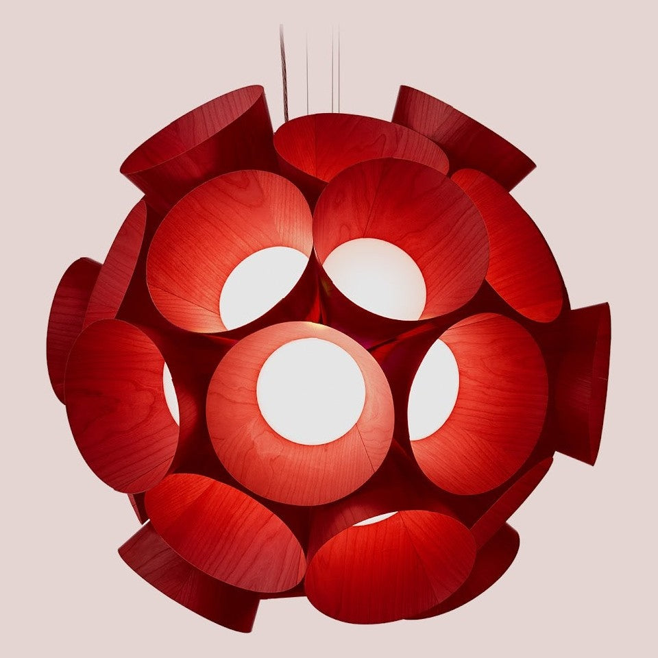 LZF Dandelion Pendelleuchte – Furnier Rot