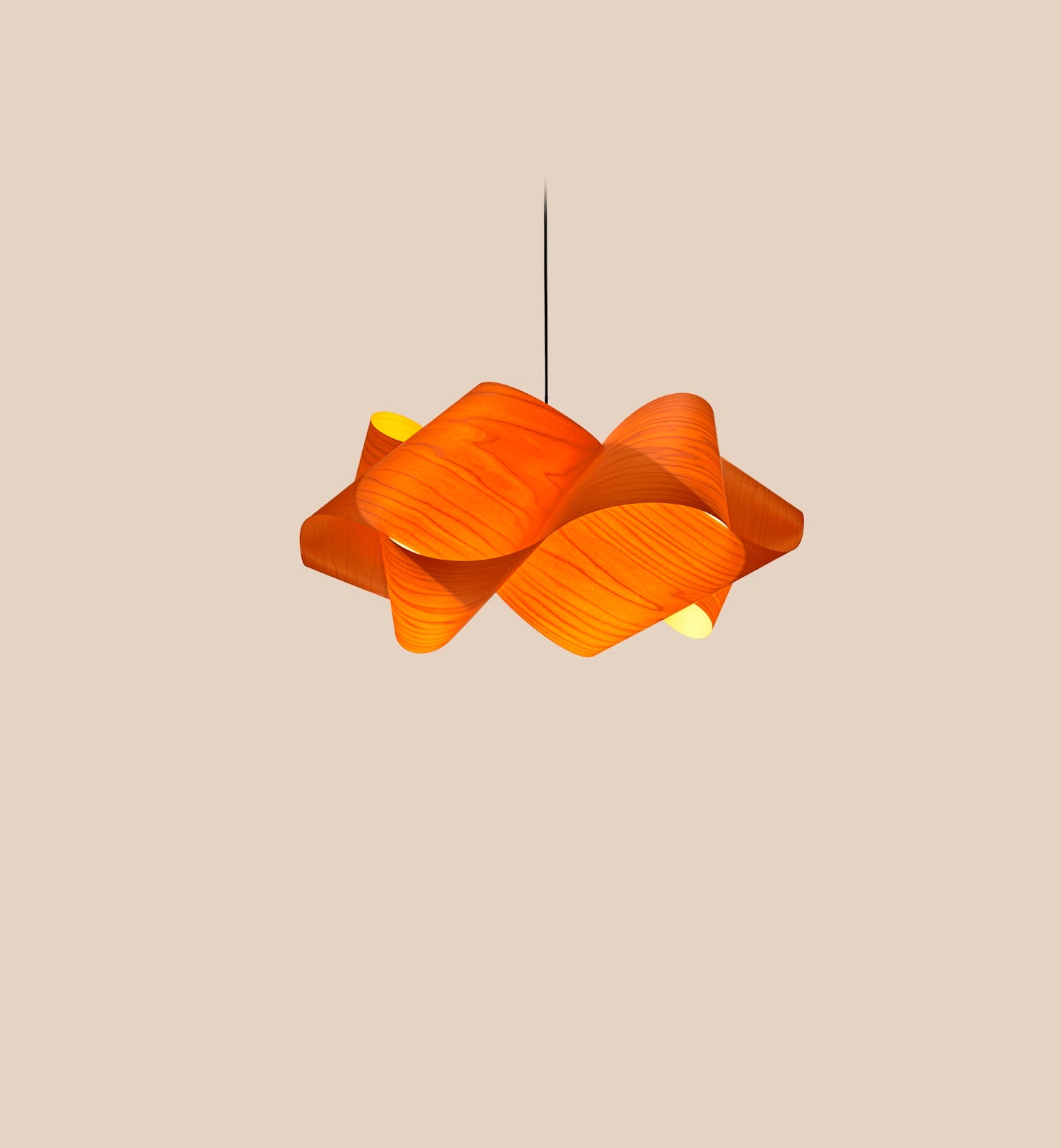 LZF Swirl Pendelleuchte – Furnier Orange