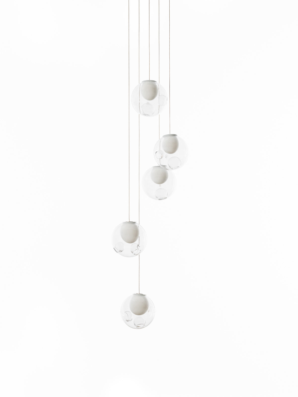 Bocci 28 Random Pendelleuchte – 28.5 – 5 Pendel, Ø203 mm Baldachin rund, klar, 2700 K