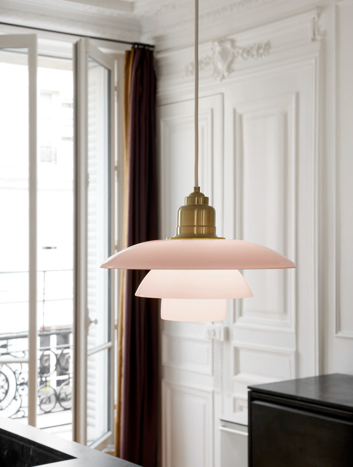 Louis Poulsen PH 3½-3 Pale Rose Messing Pendelleuchte – Ansicht 2