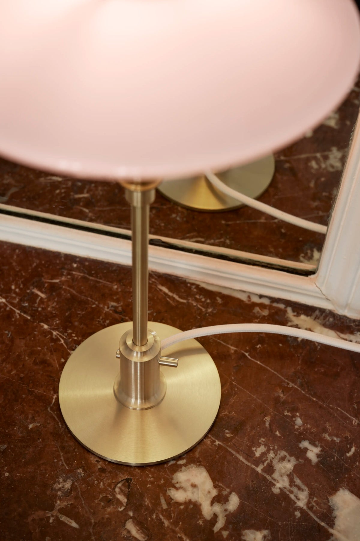 Louis Poulsen PH 2/1 Pale Rose Messing Tischleuchte – Ansicht 7