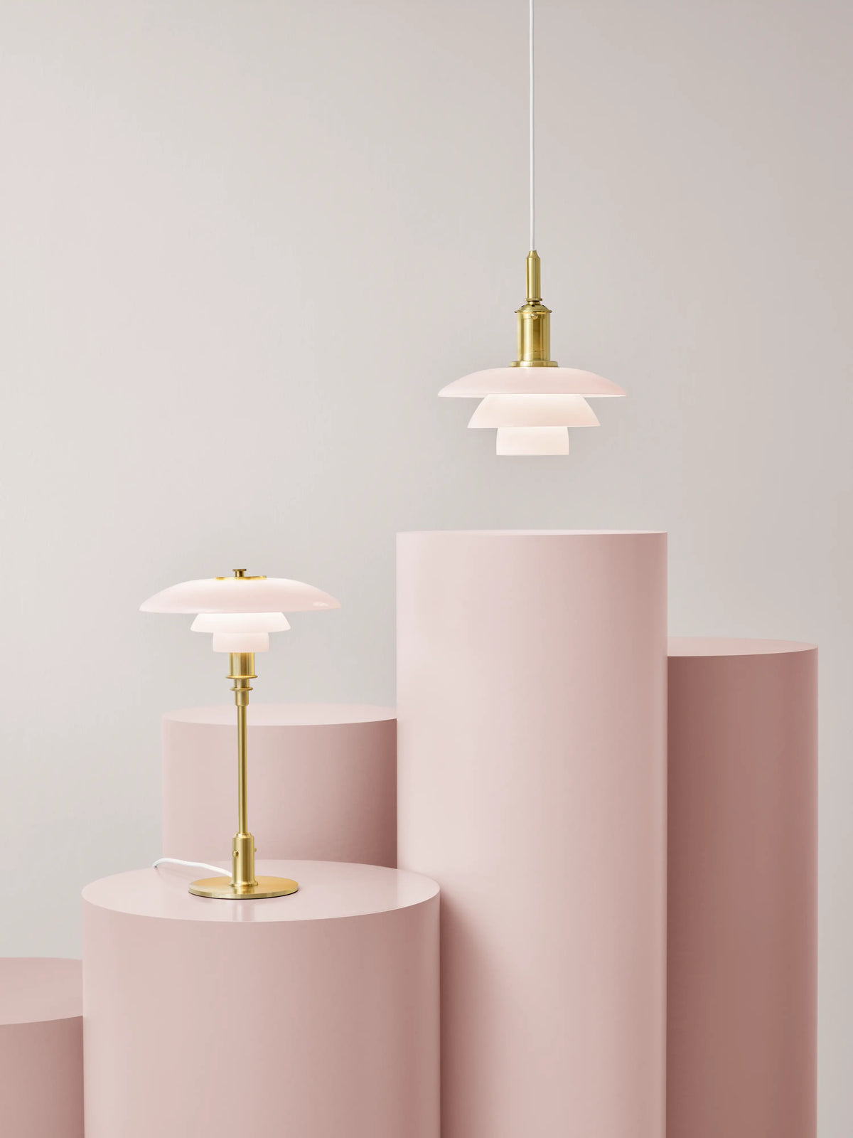 Louis Poulsen PH 2/1 Pale Rose Messing Tischleuchte – Ansicht 4