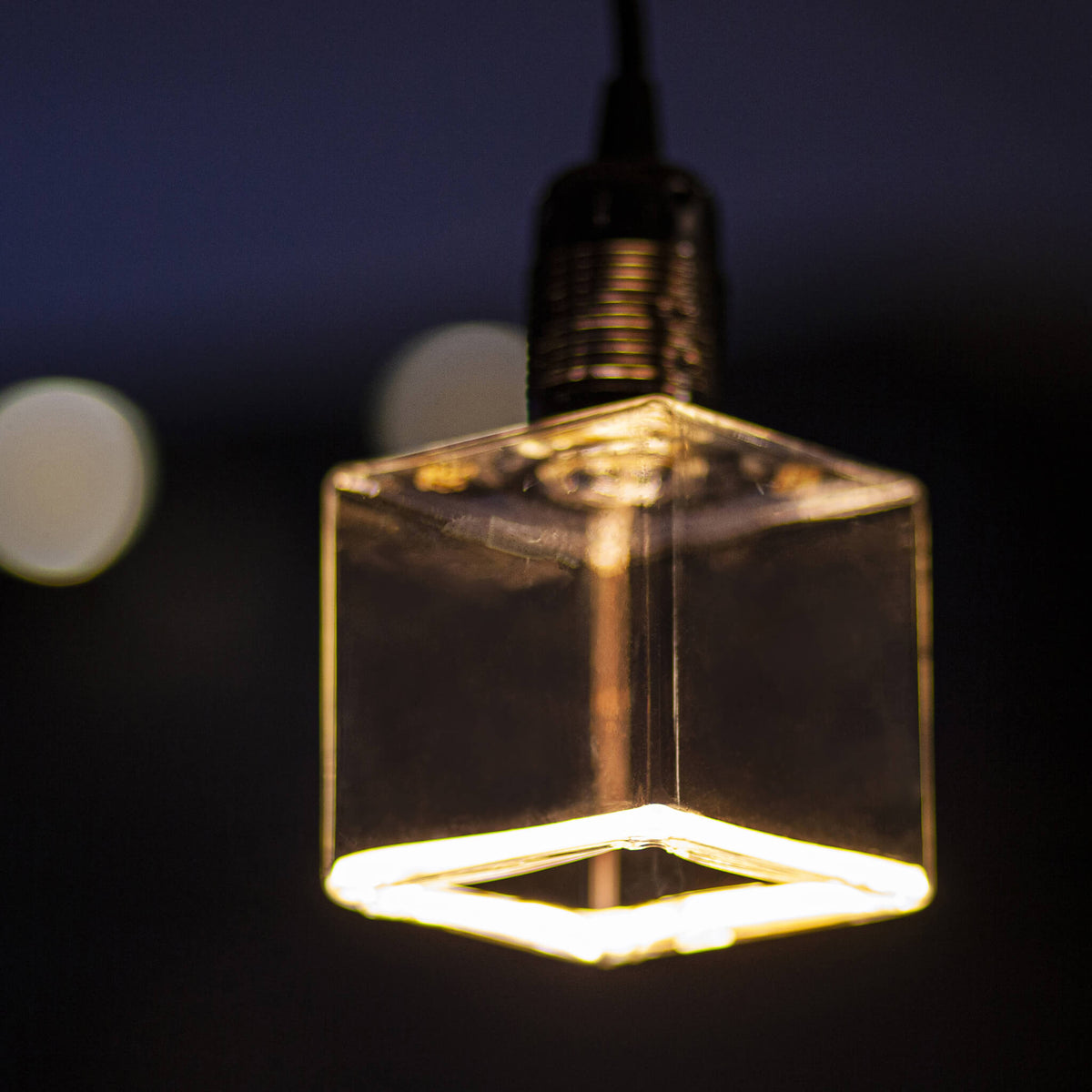 SEGULA LED Floating Cube klar – E27, 4,5 W, 2.200 K, dimmbar – Produktansicht 4