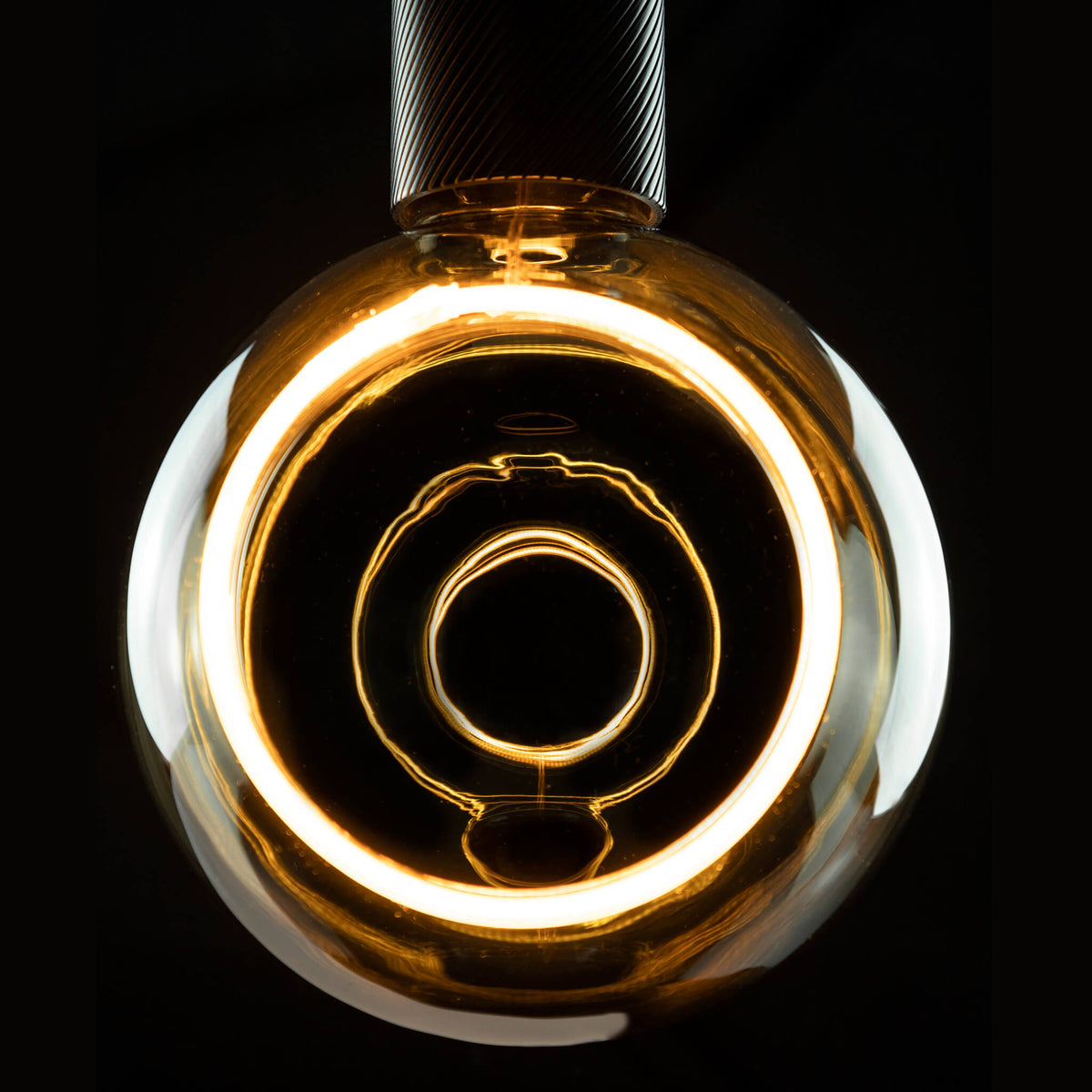 SEGULA LED Floating Globe 150 90° smokey grau – E27, 6 W, 1.900 K, dimmbar – Produktansicht 2