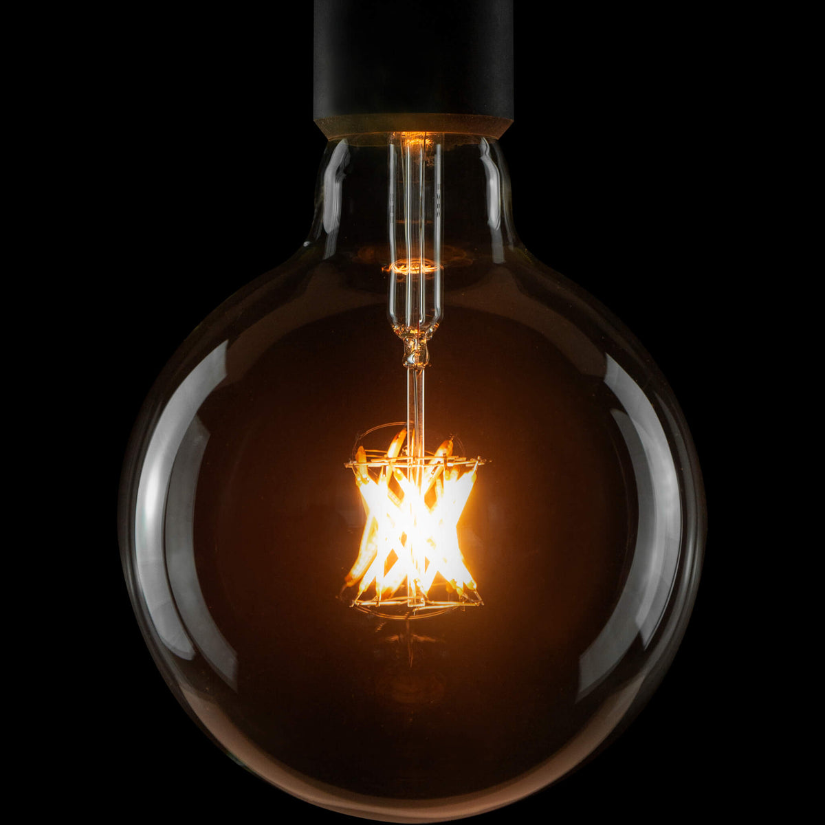 SEGULA LED Globe 125 klar – E27, 5 W, 2.200 K, dimmbar – Produktansicht 1