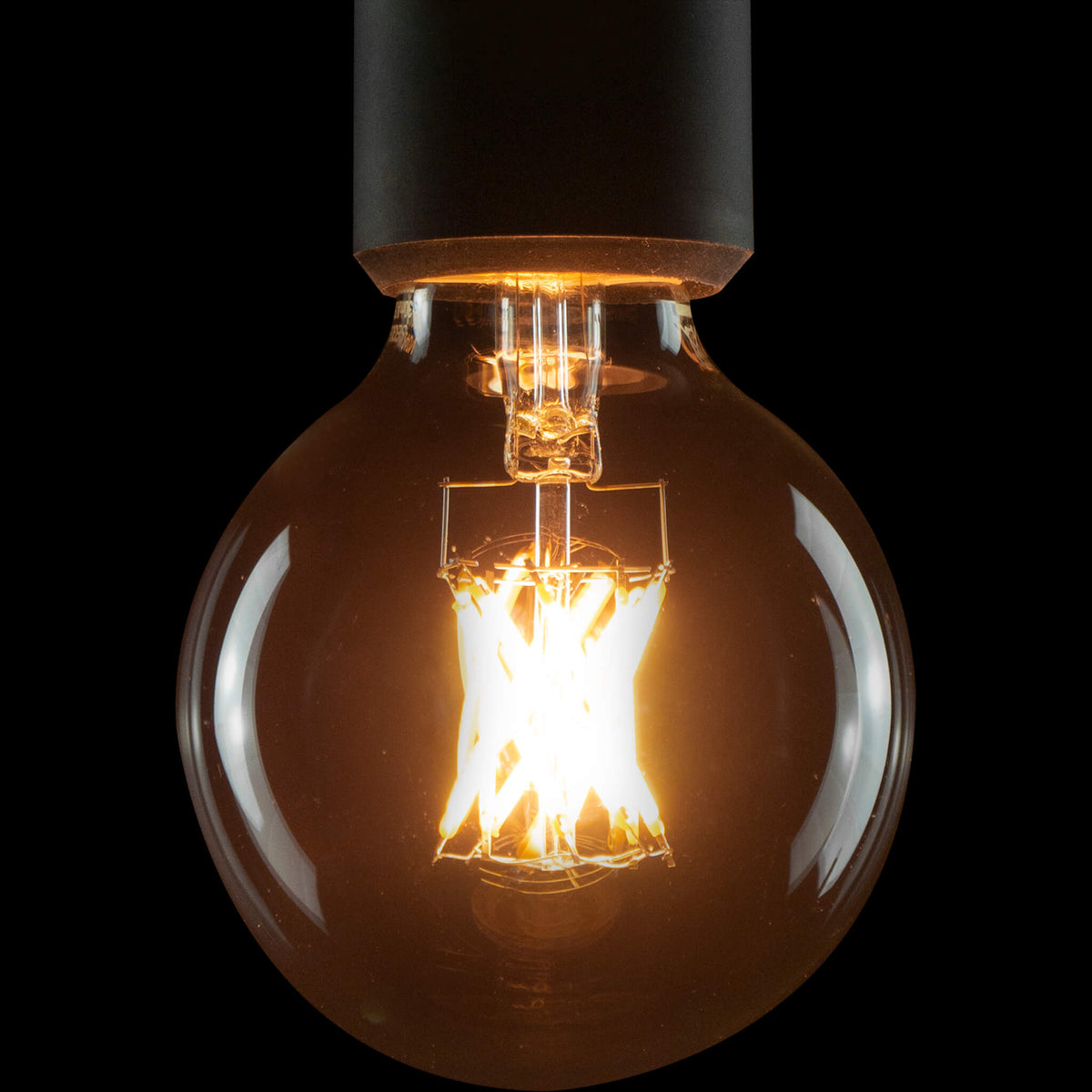 SEGULA LED Globe 80 klar – E27, 5 W, 2.200 K, dimmbar – Produktansicht 1