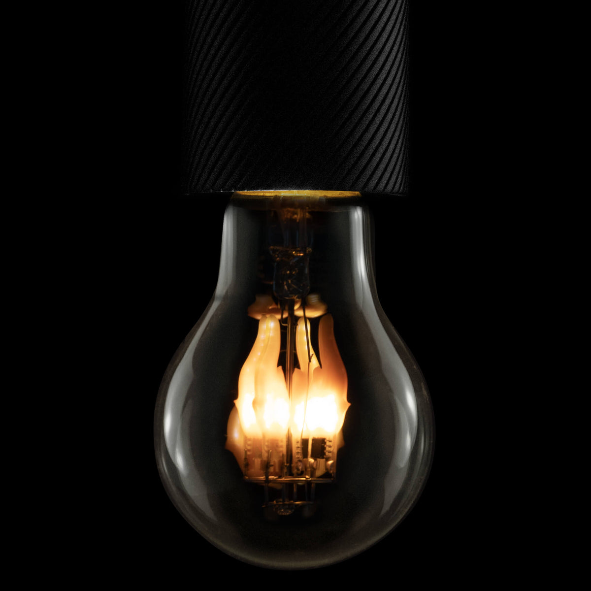 SEGULA LED Glühlampe Fire Flame down klar – E27, 0,8 W, 1.800 K – Produktansicht 1