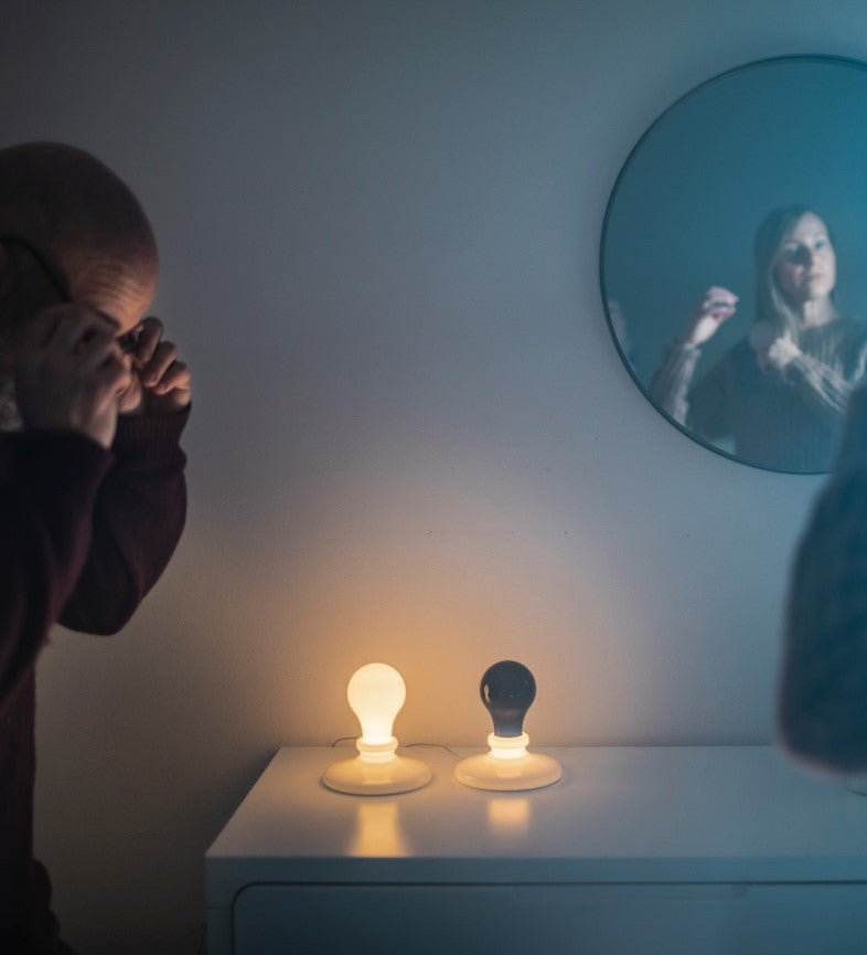 Foscarini Light Bulb Tischleuchte – Ansicht 1