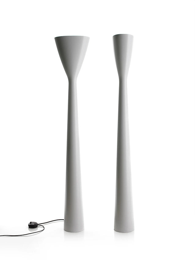 Luceplan Carrara Stehleuchte – Schwarz