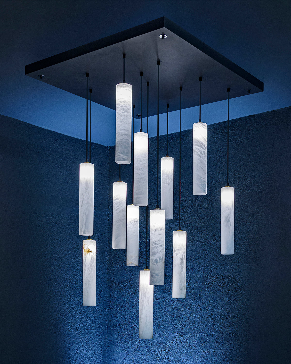 United Alabaster Tubular Bells Pendelleuchte – Ansicht 3
