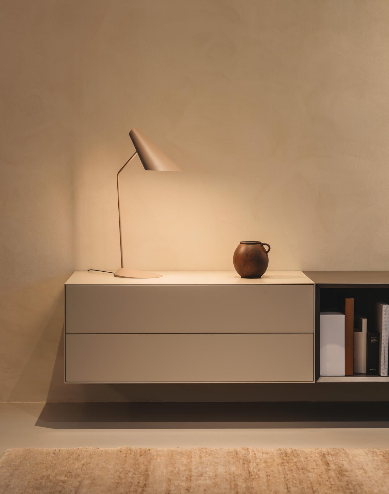 I.Cono 0700 Wandleuchte – packshot · Oberfläche 25