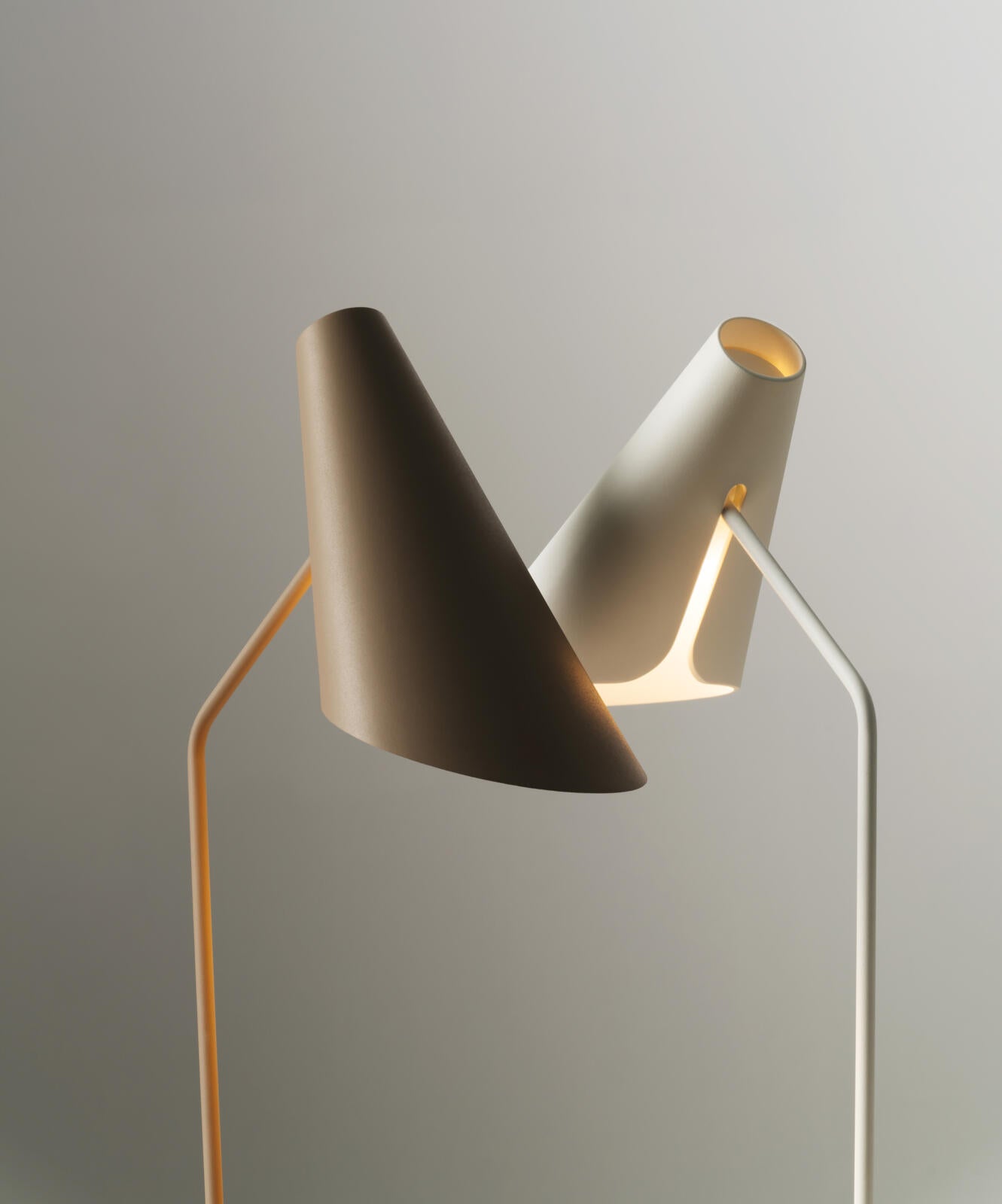 I.Cono 0712 Wandleuchte – packshot · Oberfläche 25
