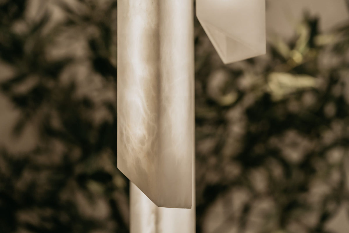 United Alabaster Triangular Tube Pendelleuchte – Ansicht 2