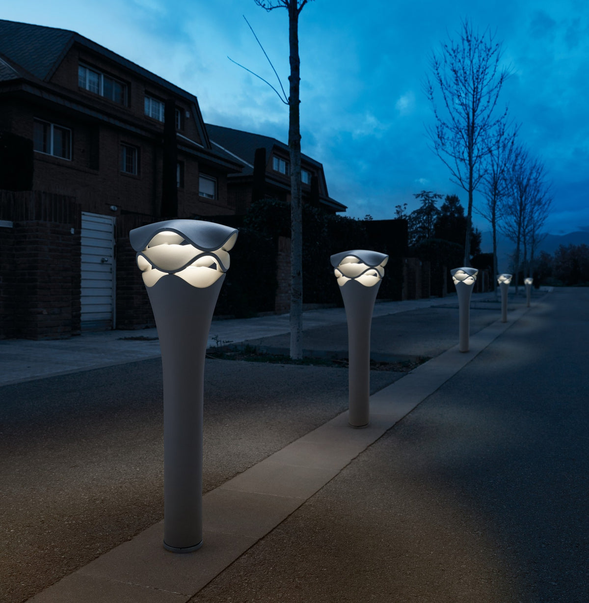 Bover Cornet B/77 Pollerleuchte – Ambiente