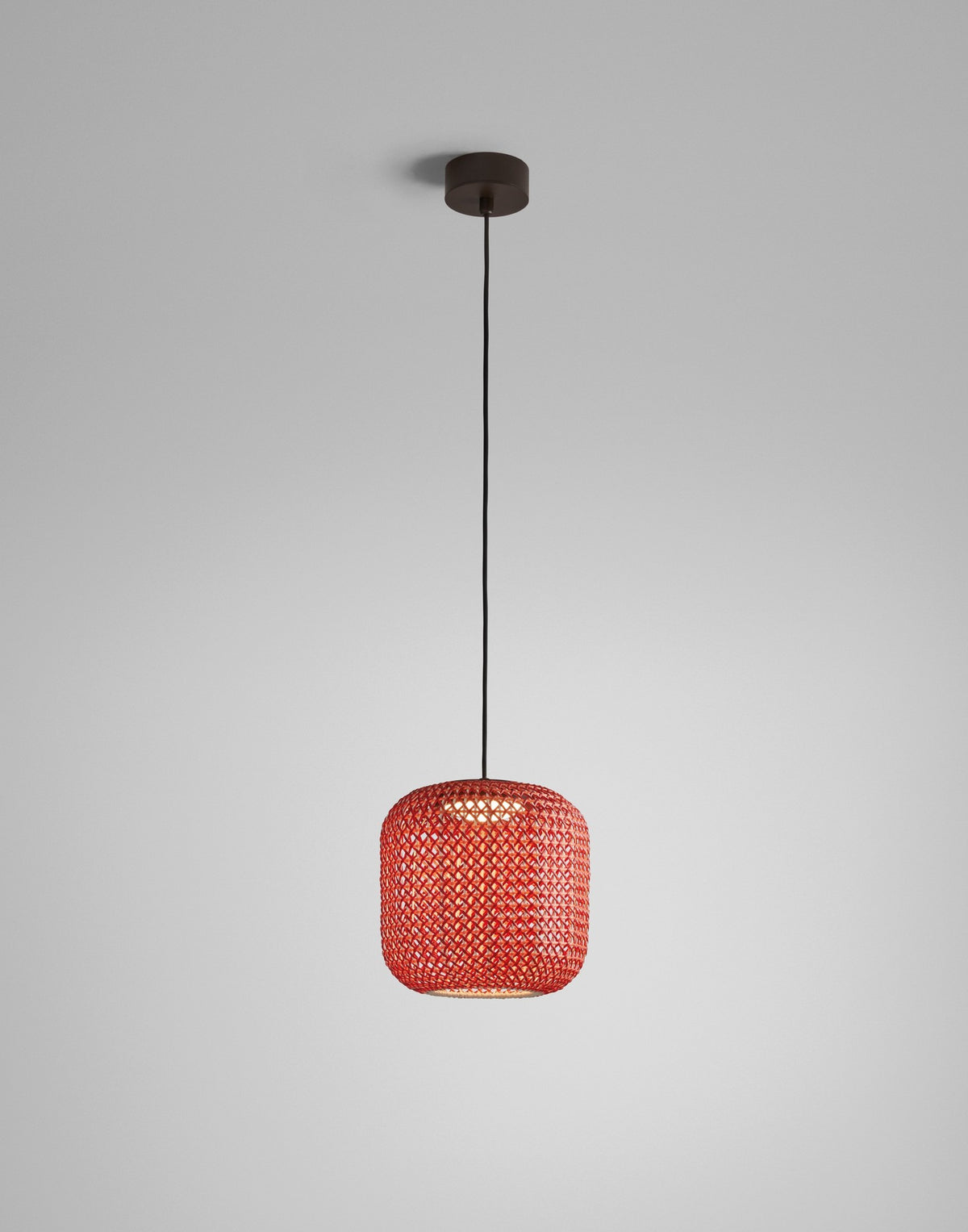 Bover Nans S/31 Außen-Pendelleuchte für Outrack 24V – Schirm Rot (mit Orange und Beige)