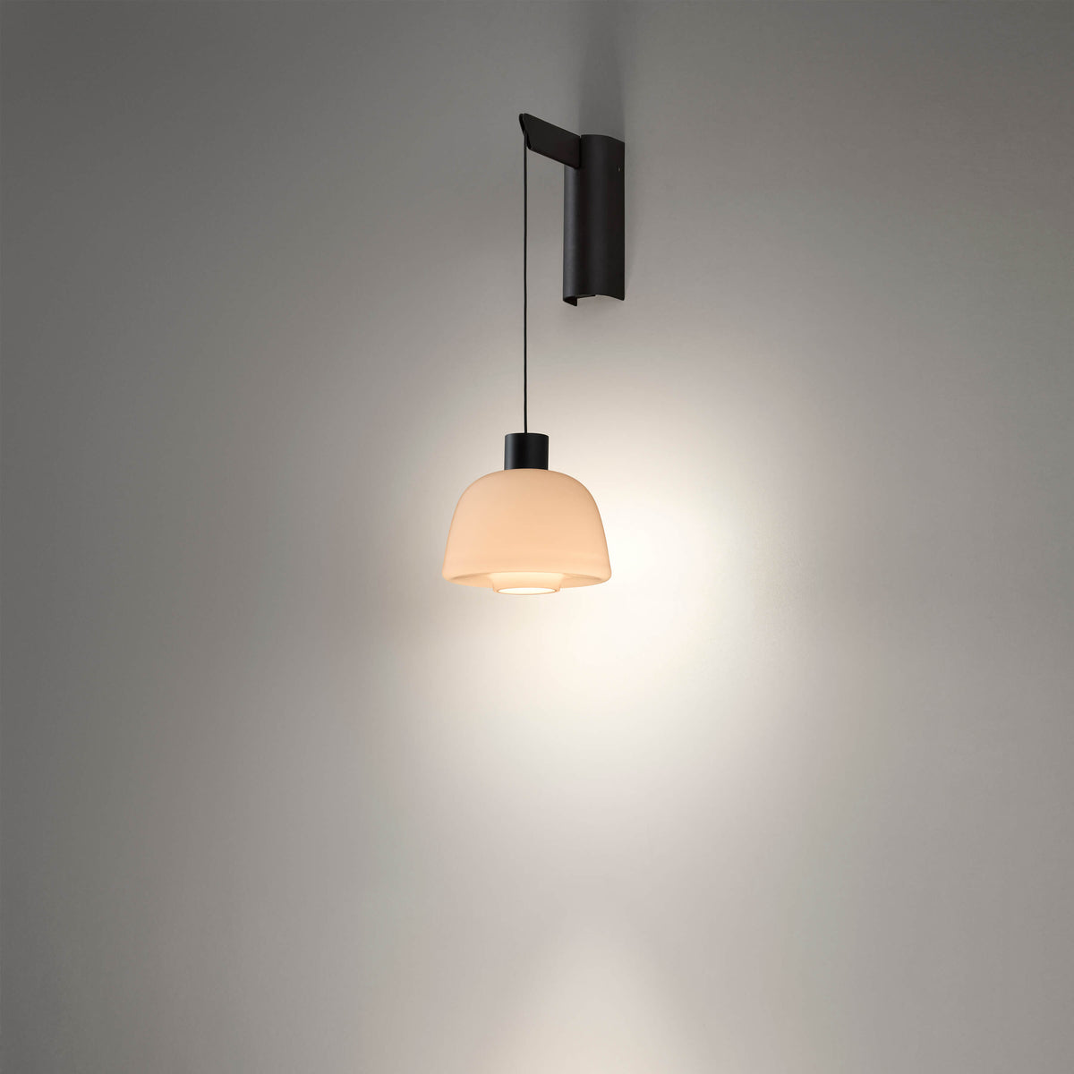 Bover Drep A/01 Wandleuchte – Opal Nude