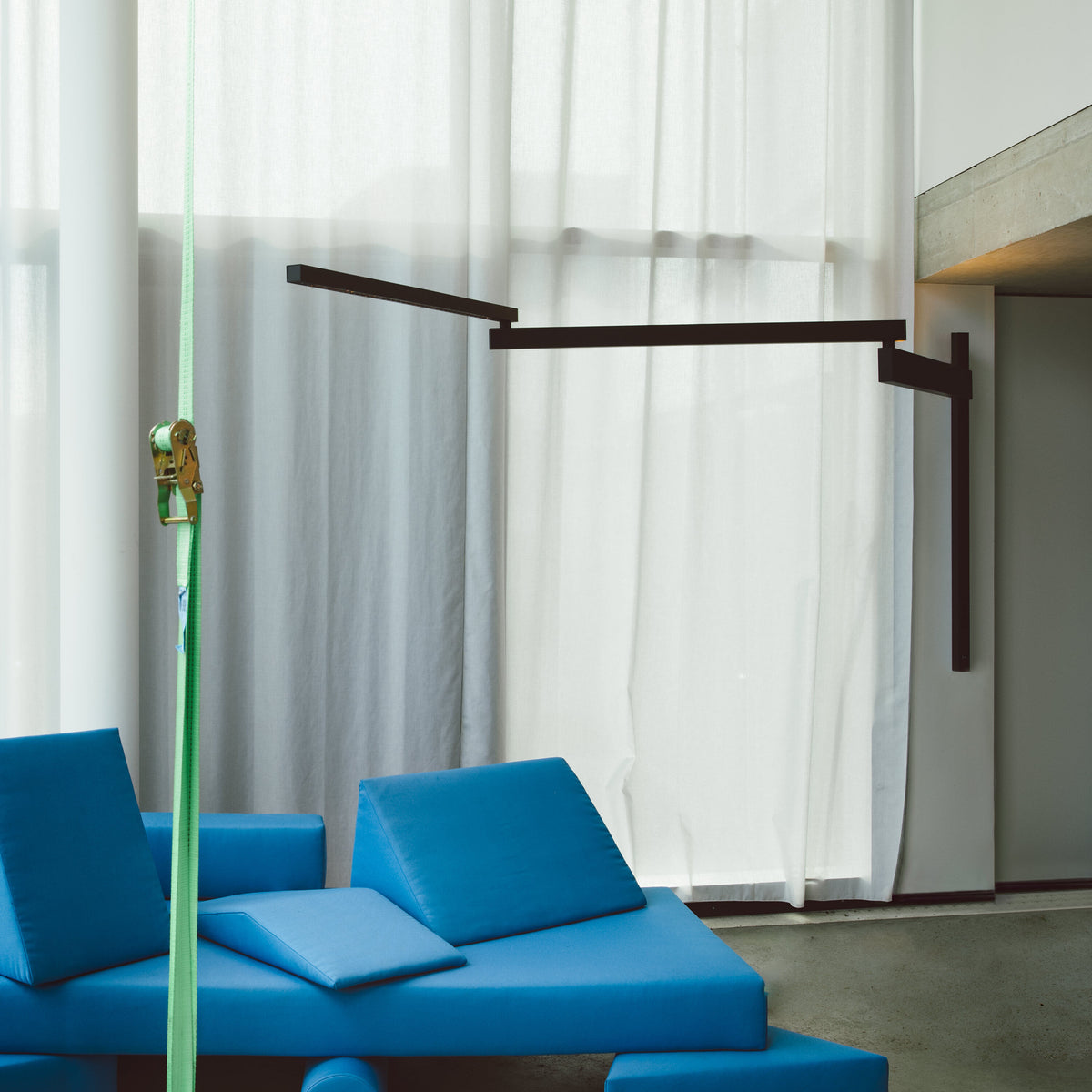Flos Black Flag Pro Wandleuchte