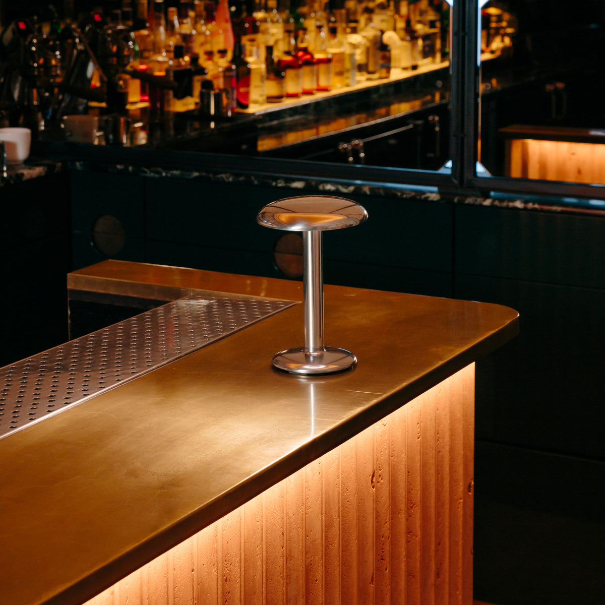 Flos Gustave Hospitality Tischleuchte – Ansicht 12
