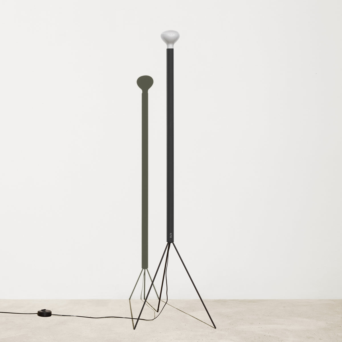 Flos Luminator Stehleuchte – Ansicht 1