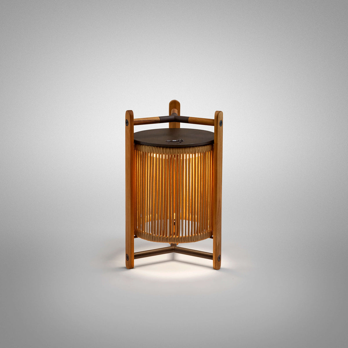 Bover Kando M/40/R Außen-Tischleuchte – Braun, Teak Sand Nautikseil