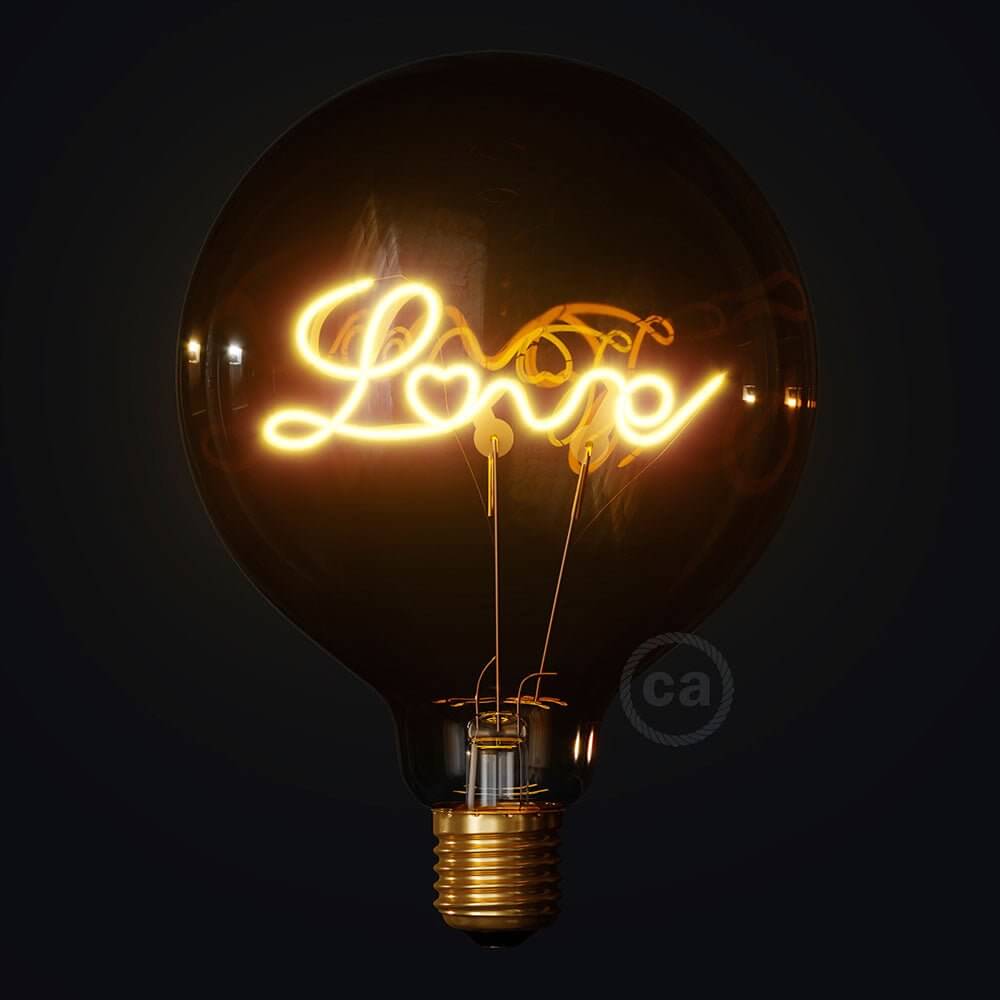 Goldene LED-Lampe für Globe G125 Sockel Einzel-Glühfaden „Love“ 5W 250Lm E27 2000K dimmbar – Produktansicht 1
